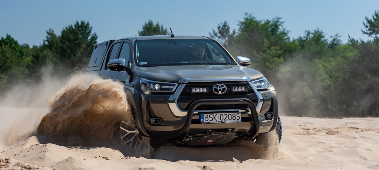 HILUX ARCTIC TRUCKS